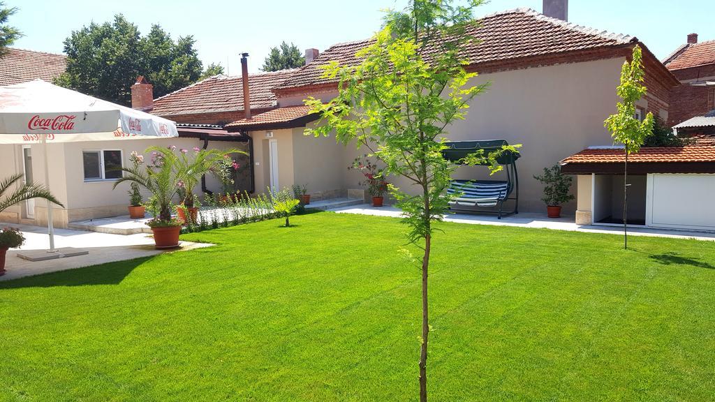 Villa Ros Guest House Svilengrad Exterior foto