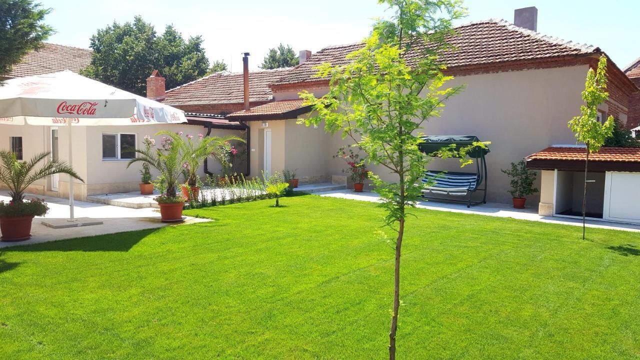 Villa Ros Guest House Svilengrad Exterior foto