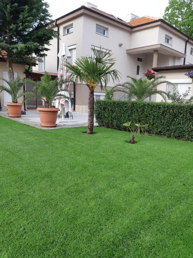 Villa Ros Guest House Svilengrad Exterior foto