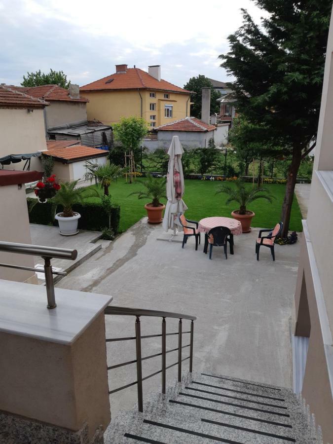 Villa Ros Guest House Svilengrad Exterior foto