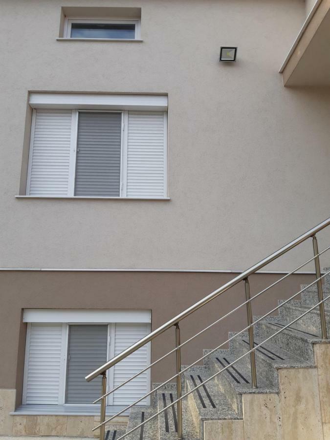 Villa Ros Guest House Svilengrad Exterior foto