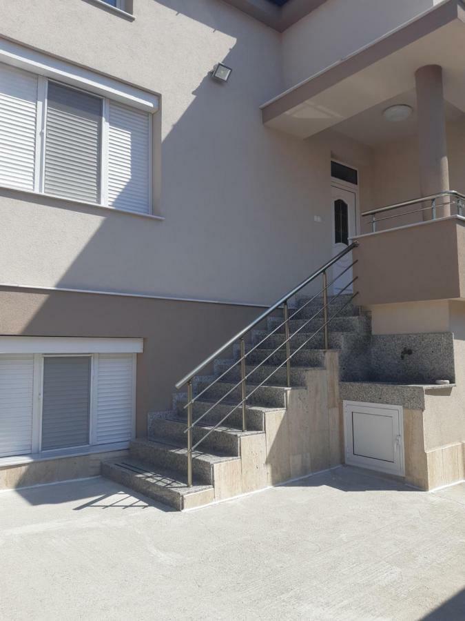 Villa Ros Guest House Svilengrad Exterior foto