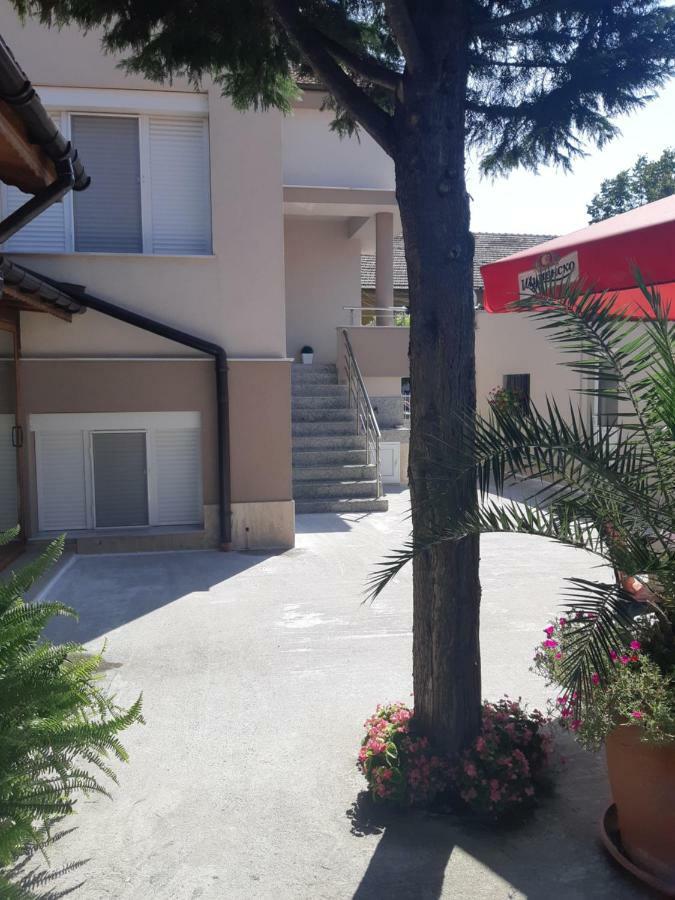 Villa Ros Guest House Svilengrad Exterior foto